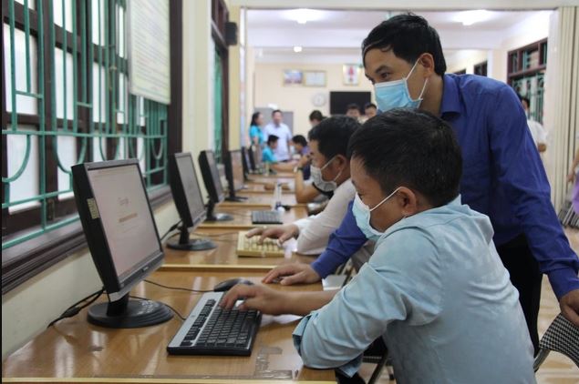 VIỆC LÀM TRONG NƯỚC 12/04/2023