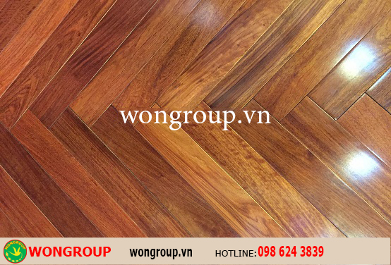 Sàn gỗ Căm Xe Xương Cá 900mm